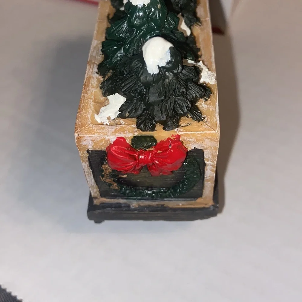 New in box vintage Home Towne Express 1998 Edition Alpine Tree Express train car